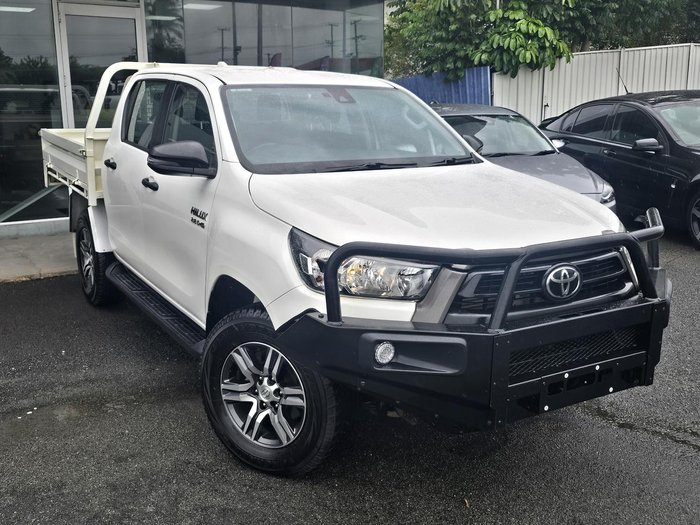 2022 Toyota Hilux SR