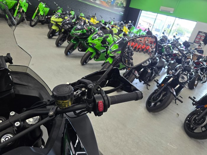 2025 CFMOTO MT Black