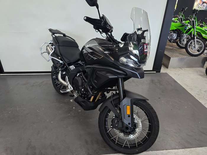 2025 CFMOTO MT Black