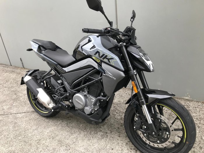 2025 CFMOTO 300NK