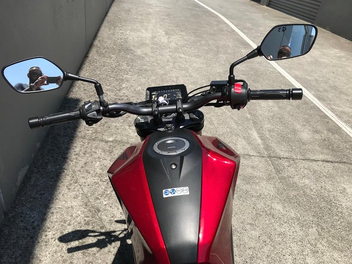 2025 Honda CB300R (CB300RA)