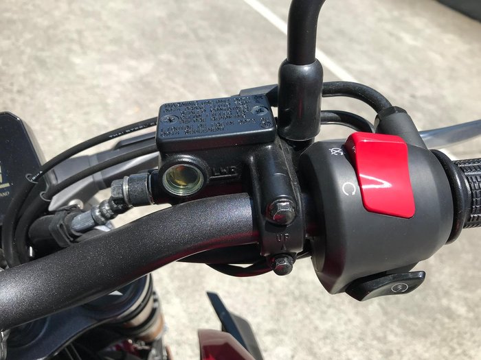 2025 Honda CB300R (CB300RA)