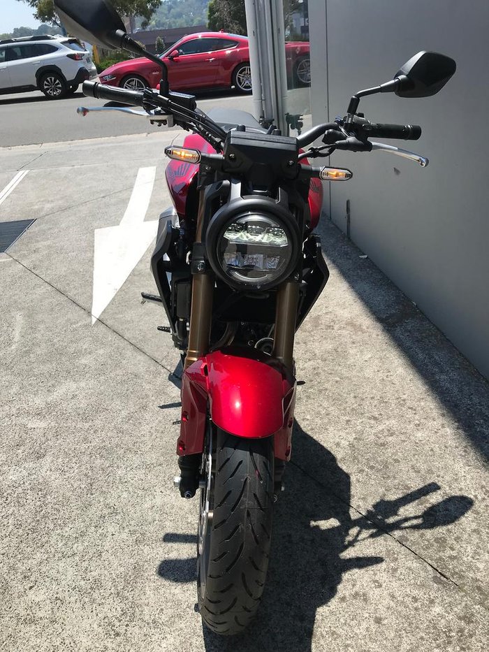 2025 Honda CB300R (CB300RA)