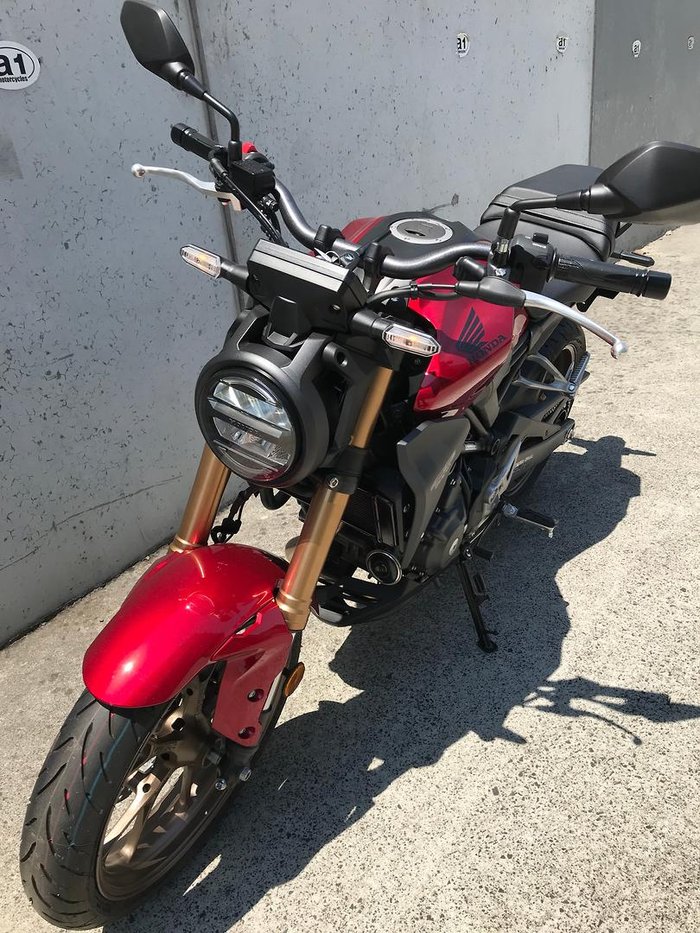 2025 Honda CB300R (CB300RA)