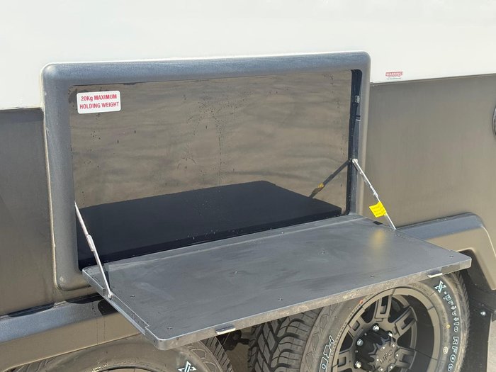 2025 New Age Caravans Manta Ray Mr19er My26