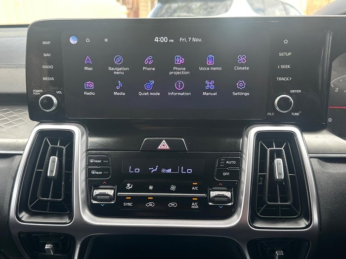 2022 Kia Sorento Sport