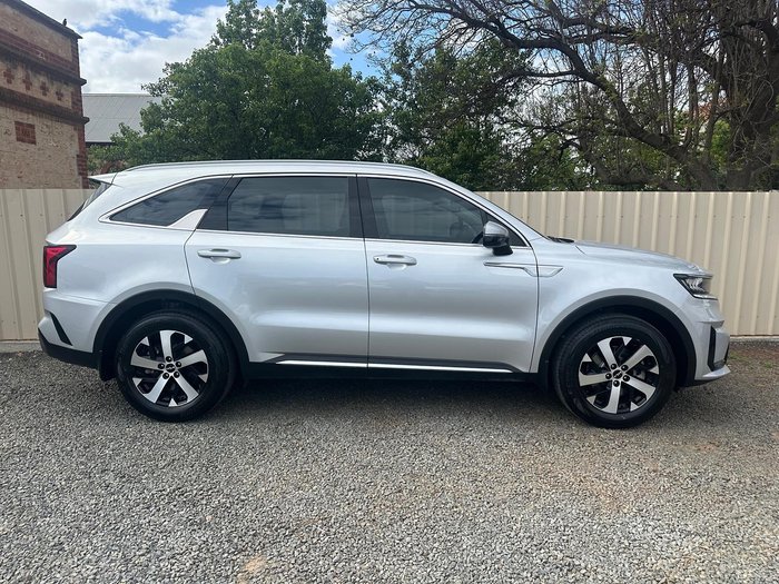 2022 Kia Sorento Sport