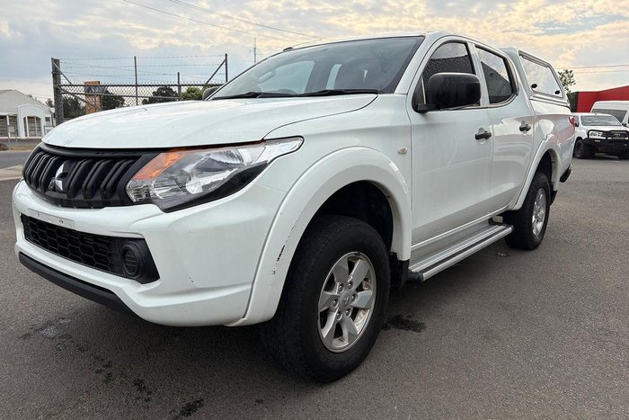 2017 Mitsubishi Triton GLX+