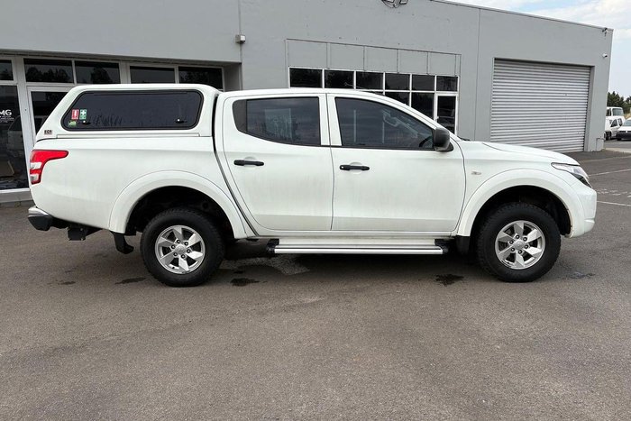 2017 Mitsubishi Triton GLX+