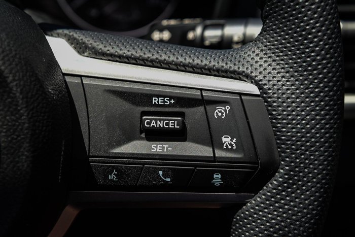 2025 Mitsubishi Triton GLS