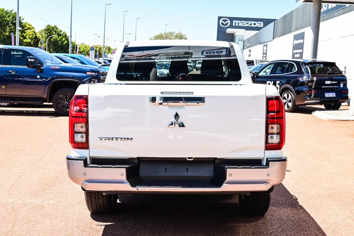 2025 Mitsubishi Triton GLS