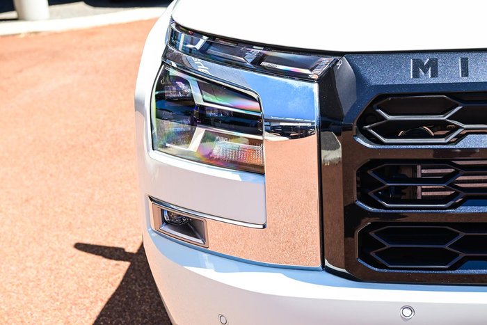 2025 Mitsubishi Triton GLS