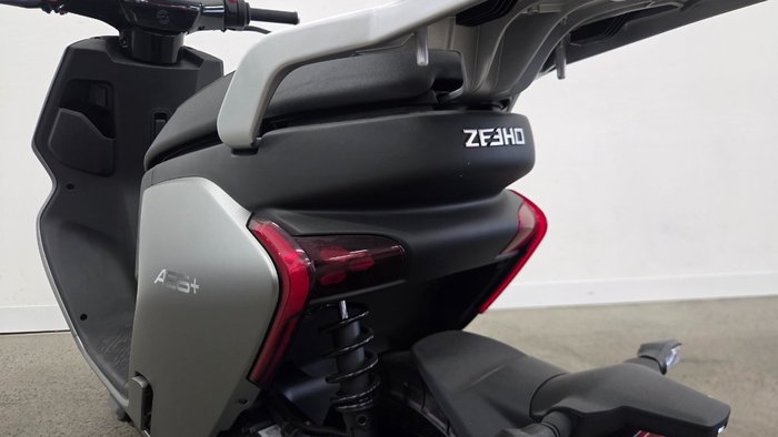 2024 CFMOTO 2024 Cf Moto 150CC 150 Zeeho AE8