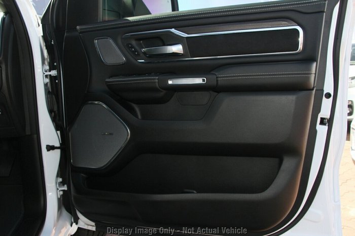 2025 RAM 1500 Laramie Sport Crew Cab SWB Hurricane SO RamBox