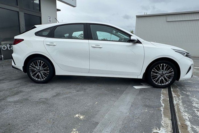 2022 Kia Cerato Sport