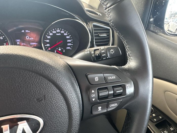 2018 Kia Carnival SLi