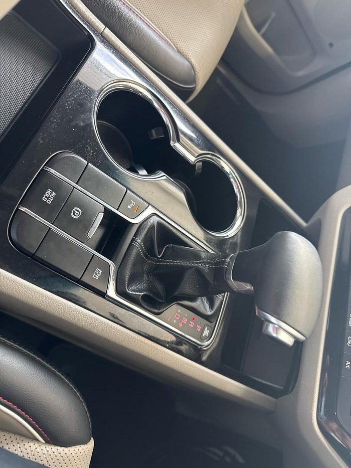 2018 Kia Carnival SLi