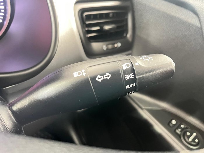 2021 Kia Stonic Sport YB MY21 Signal Red