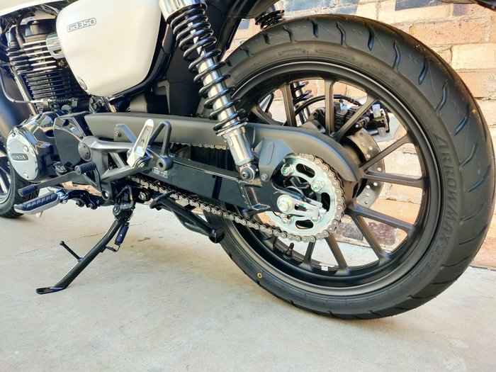 2025 HONDA GB350 ROAD WHITE