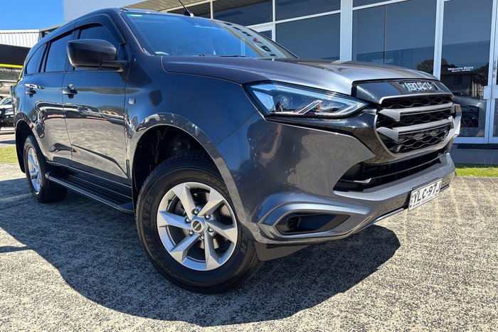 2023 Isuzu MU-X LS-M