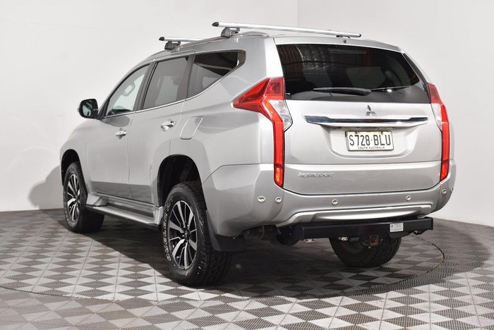 2016 Mitsubishi Pajero Sport Exceed