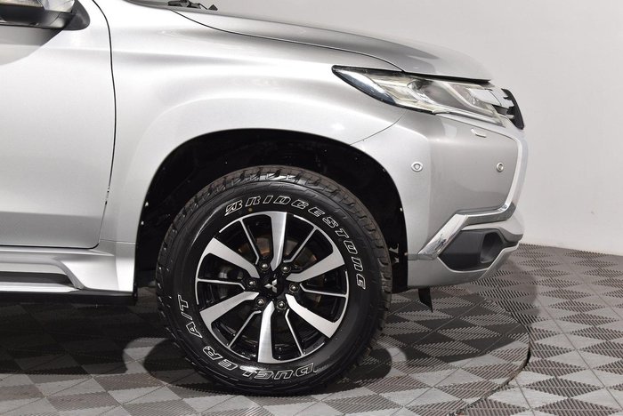 2016 Mitsubishi Pajero Sport Exceed