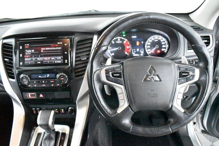 2016 Mitsubishi Pajero Sport Exceed