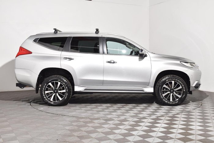 2016 Mitsubishi Pajero Sport Exceed