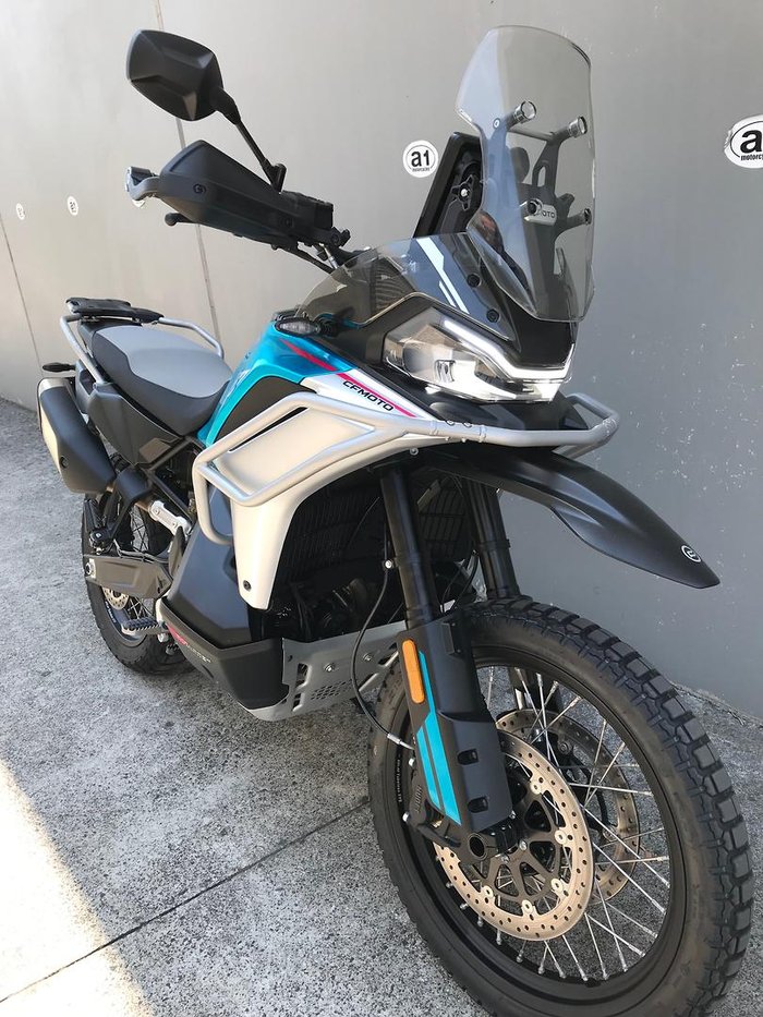 2025 CFMOTO 800MT-X