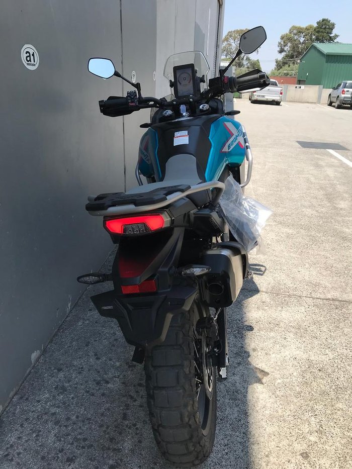 2025 CFMOTO 800MT-X