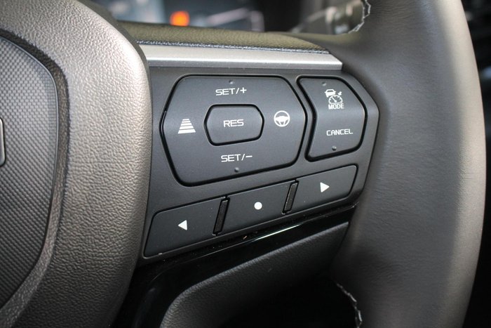 2025 Isuzu MU-X LS-T