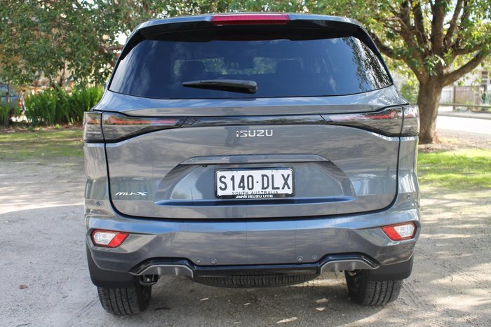 2025 Isuzu MU-X LS-T