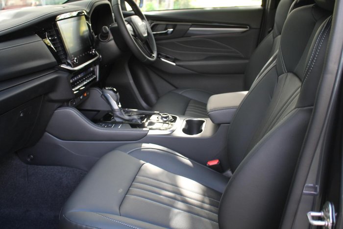 2025 Isuzu MU-X LS-T