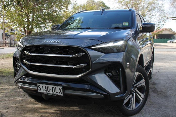 2025 Isuzu MU-X LS-T