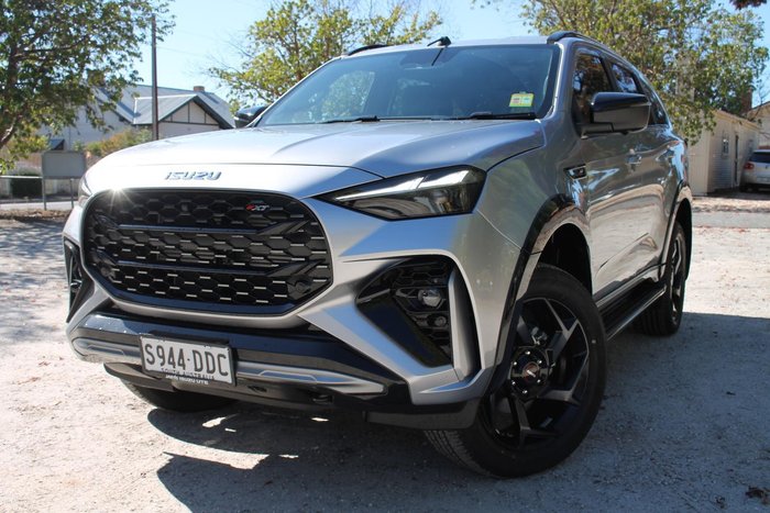 2025 Isuzu MU-X X-TERRAIN