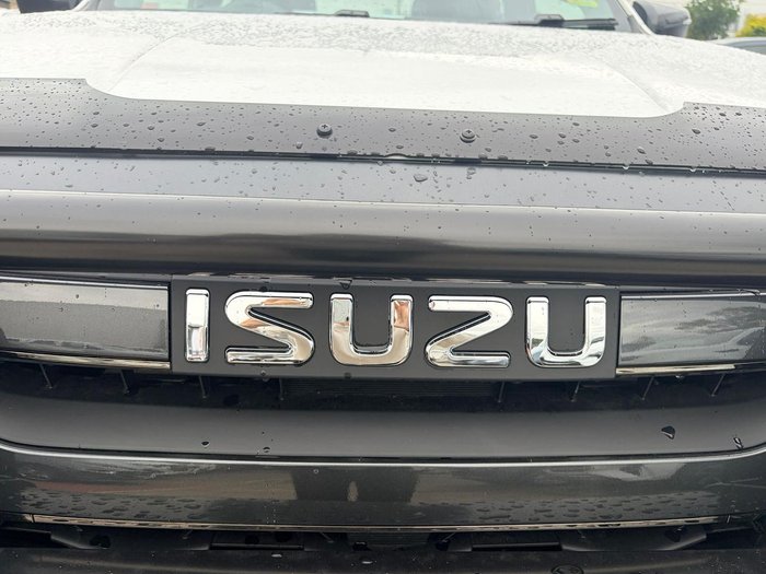 2025 Isuzu D-MAX X-TERRAIN