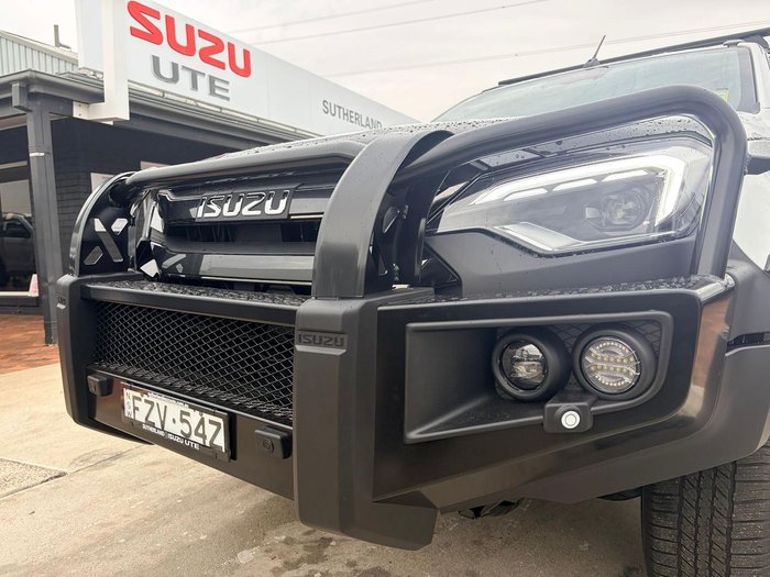 2025 Isuzu D-MAX X-TERRAIN