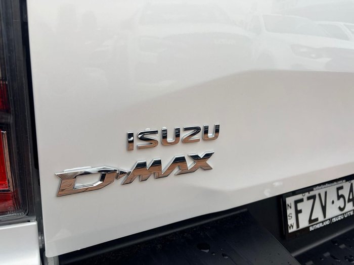 2025 Isuzu D-MAX X-TERRAIN
