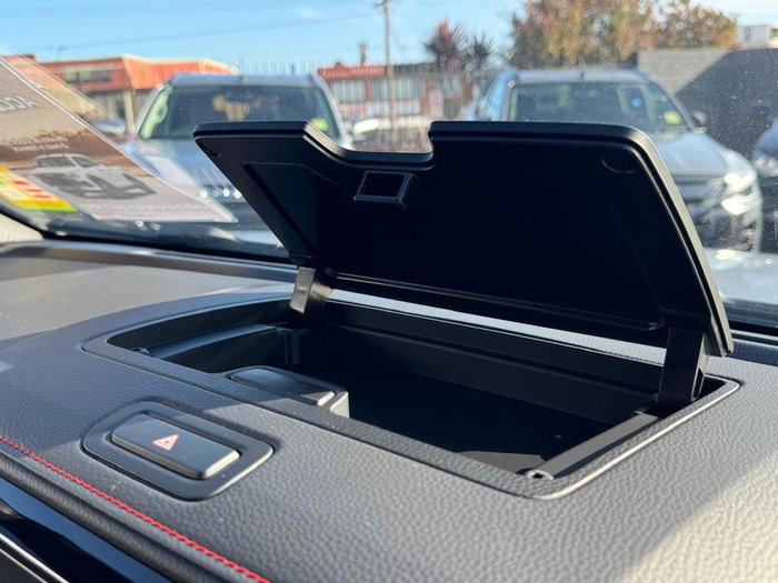 2025 Isuzu D-MAX X-TERRAIN