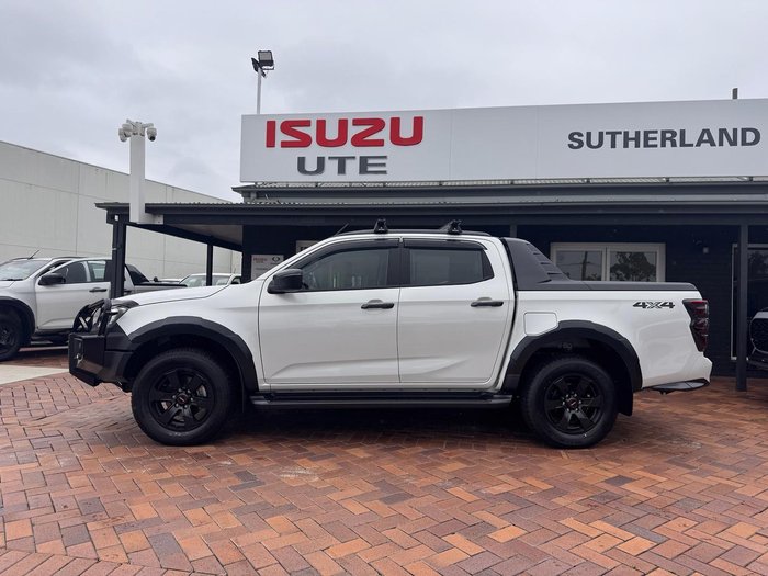 2025 Isuzu D-MAX X-TERRAIN
