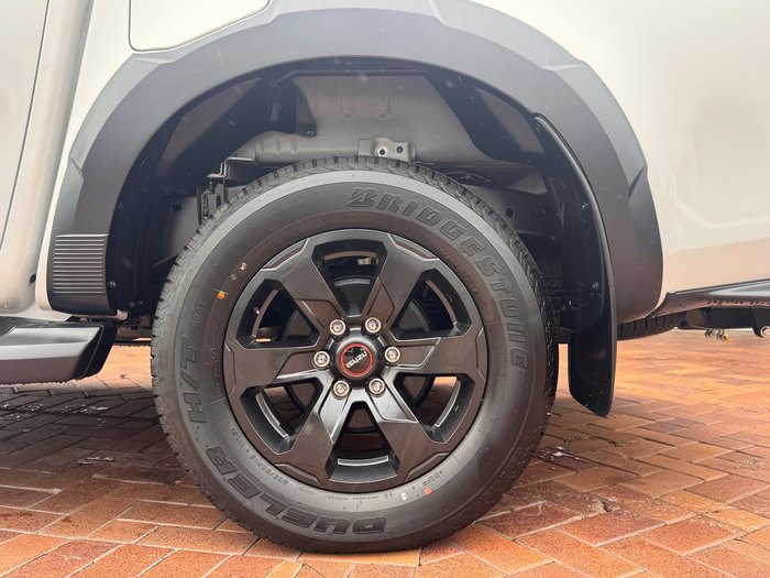 2025 Isuzu D-MAX X-TERRAIN