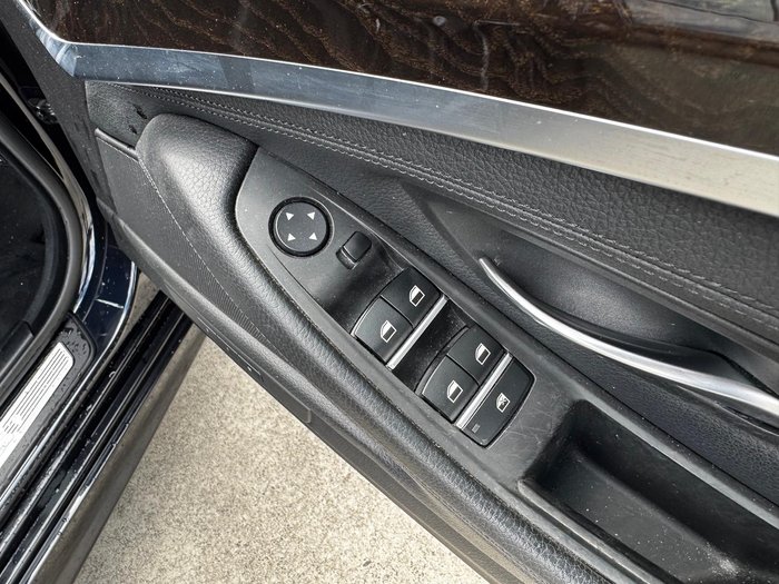 2010 BMW 5 Series 528i F10 MY11 Carbon Schwarz