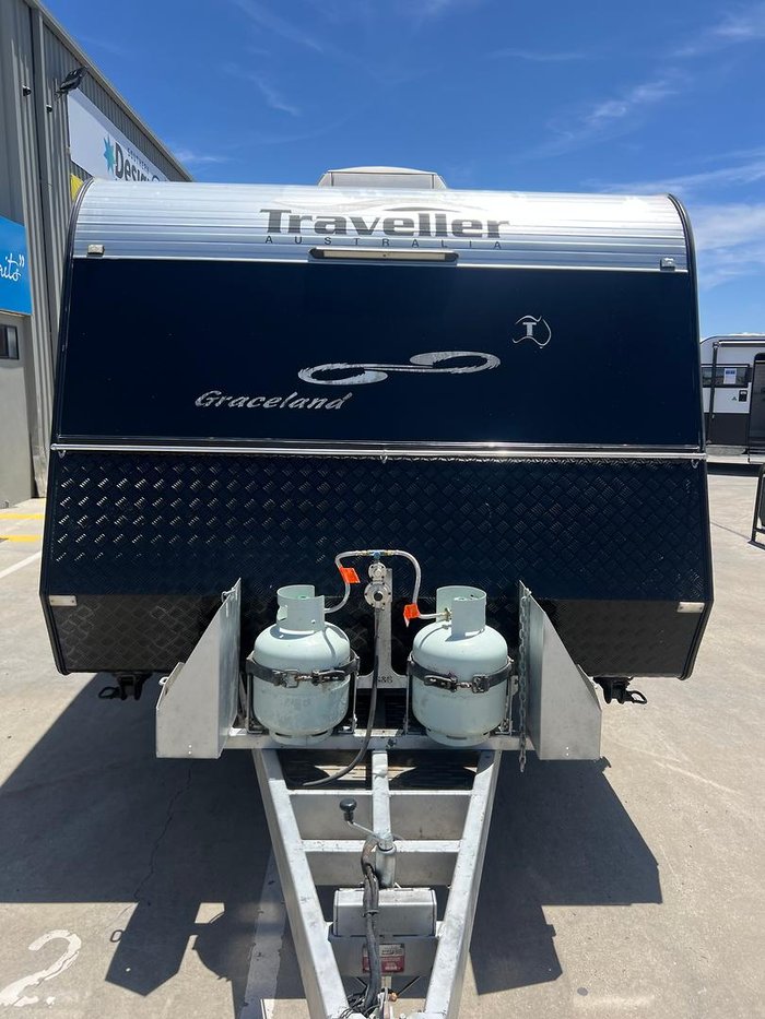 2014 Traveller Graceland 21'6''