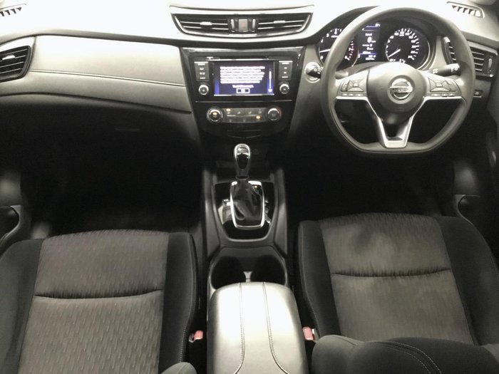 2022 Nissan X-TRAIL ST+