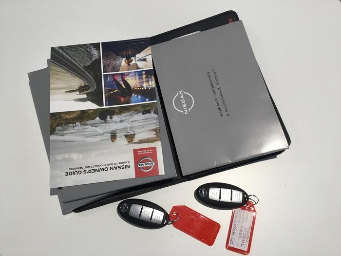 2022 Nissan X-TRAIL ST+