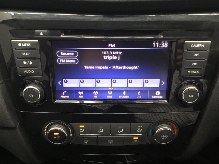 2022 Nissan X-TRAIL ST+