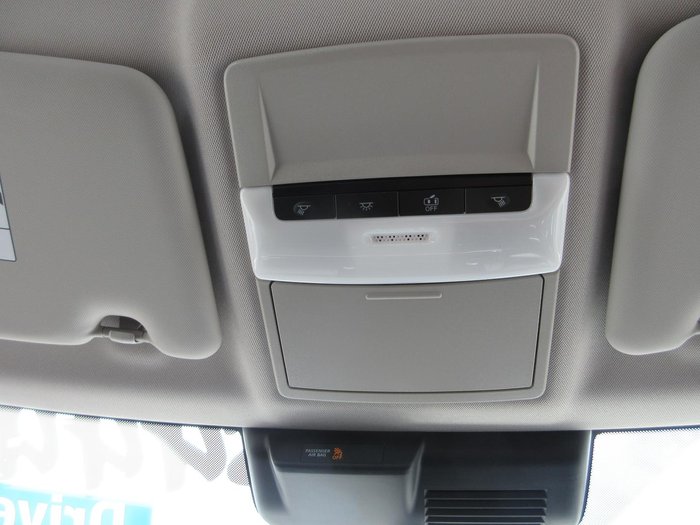 2025 Mitsubishi Outlander ES