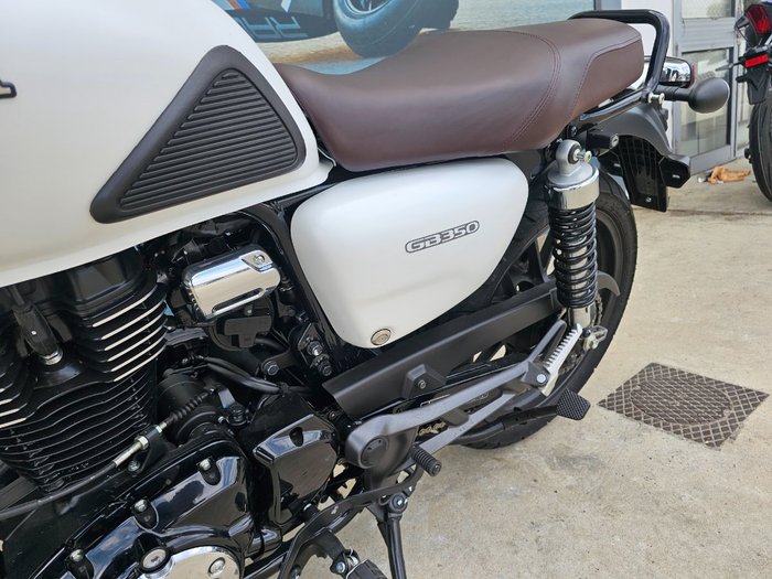 2024 Honda 2024 Honda 350CC GB350R White