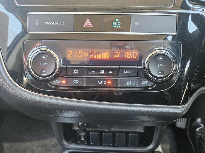 2018 Mitsubishi Outlander ES ADAS