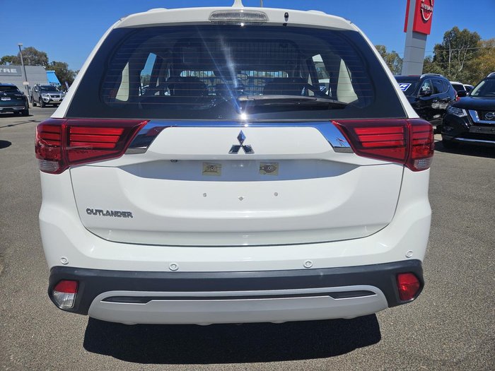 2018 Mitsubishi Outlander ES ADAS